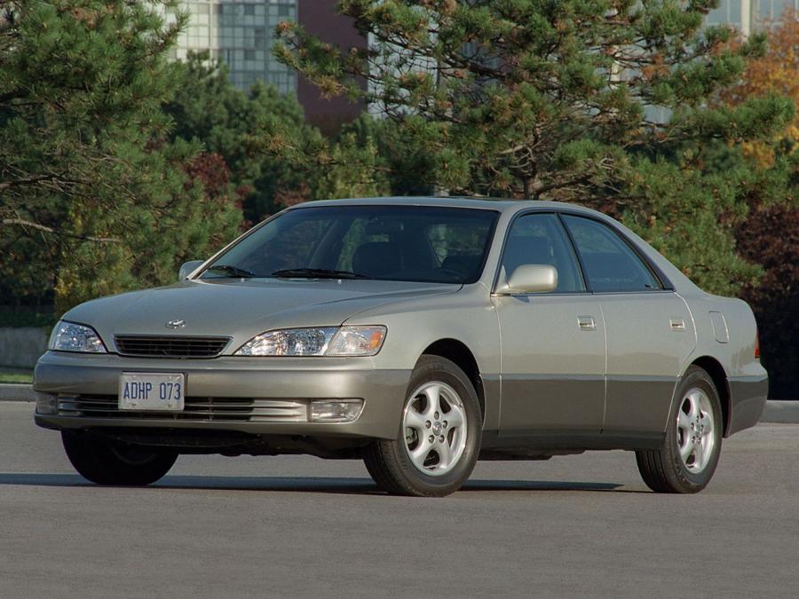  Lexus ES300 1997 года  (фото 12 из 16)